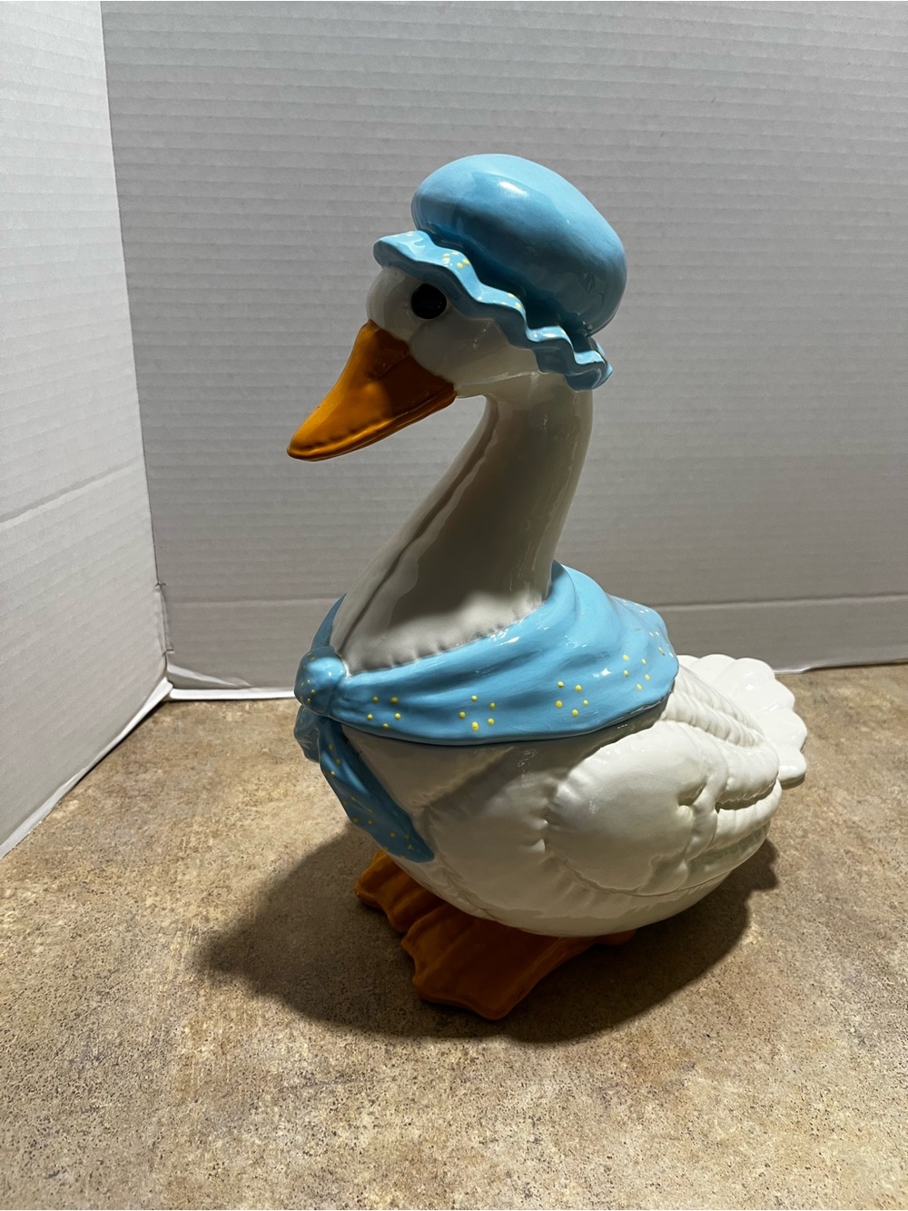 Ceramic Vintage Mother Goose Cookie Jar with Blue Bonnet and Scarf. Rare